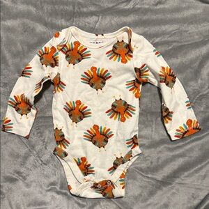 Old Navy Turkey Print Baby Onesie🦃🦃🦃